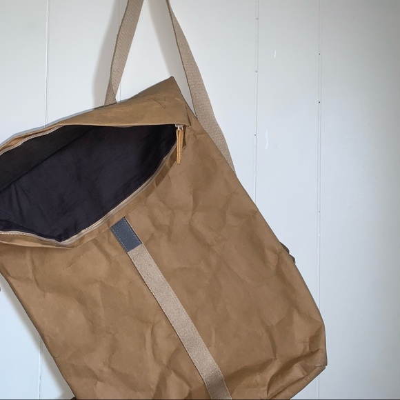 The Explorer - Humming Kraft Paper Backpack - Picture 3 of 5